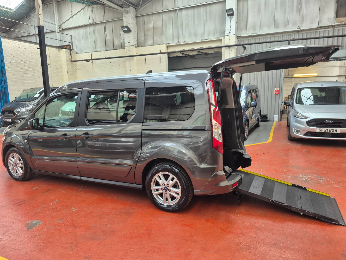 Ford Grand Tourneo Connect