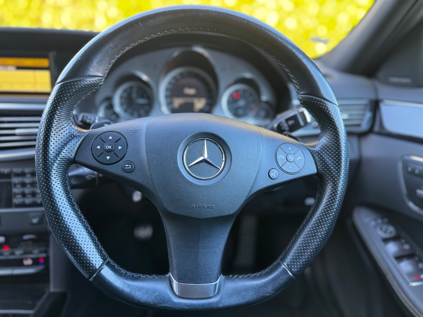 Mercedes-Benz E 500