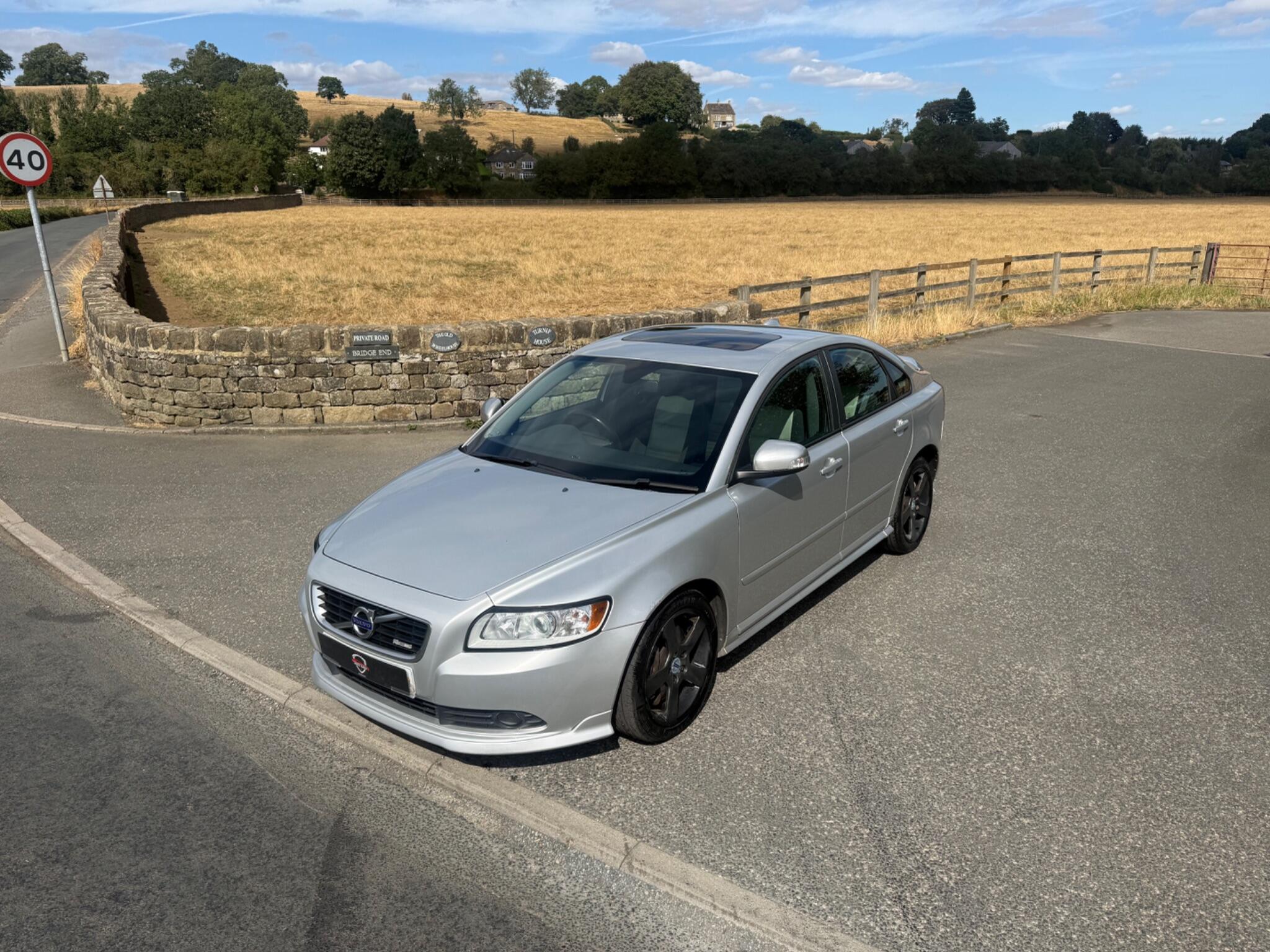 Volvo S40