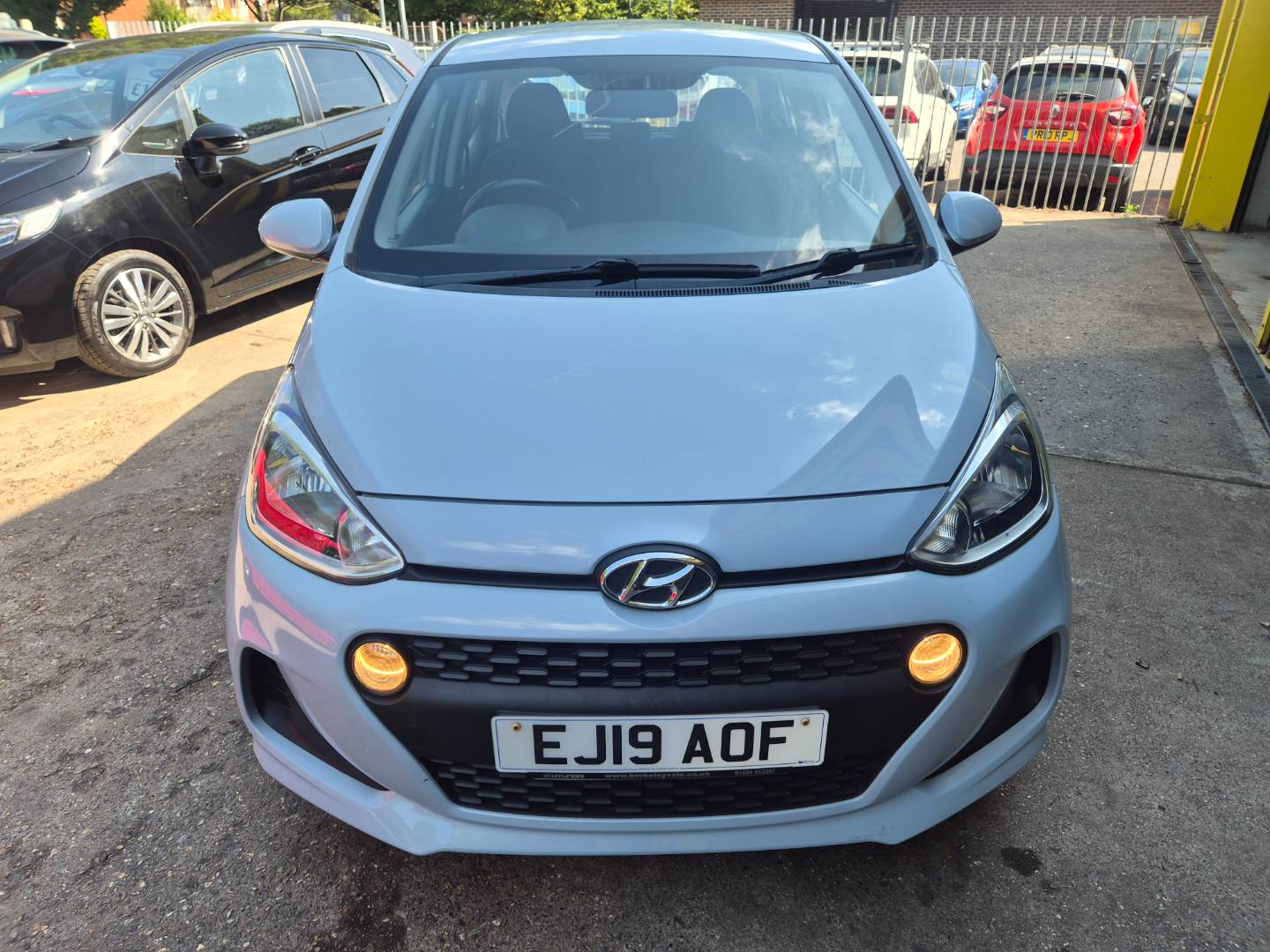 Hyundai i10