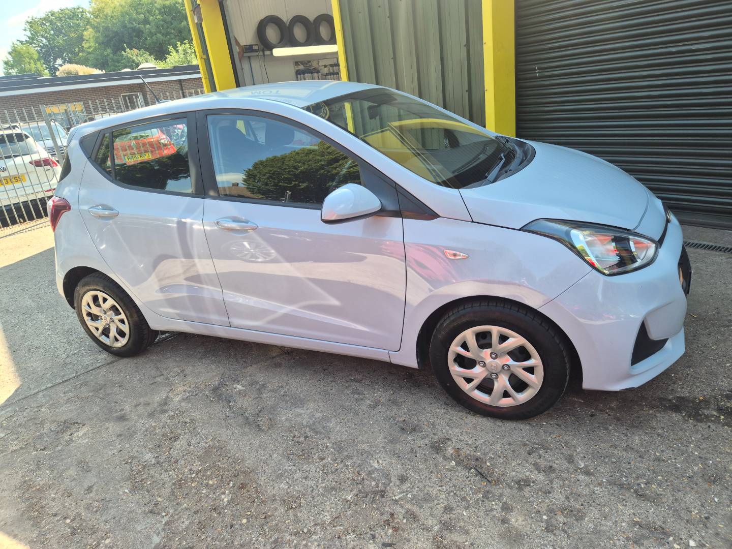 Hyundai i10