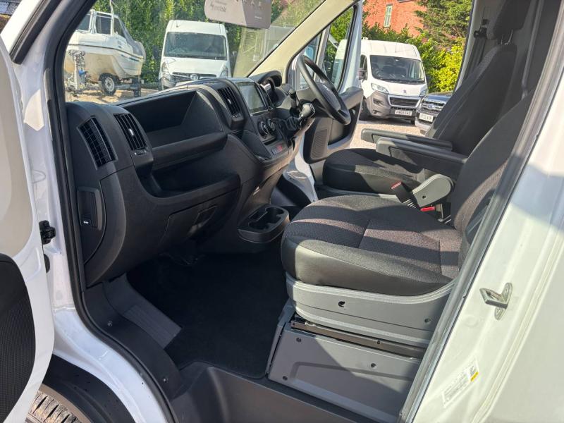 Vauxhall Movano