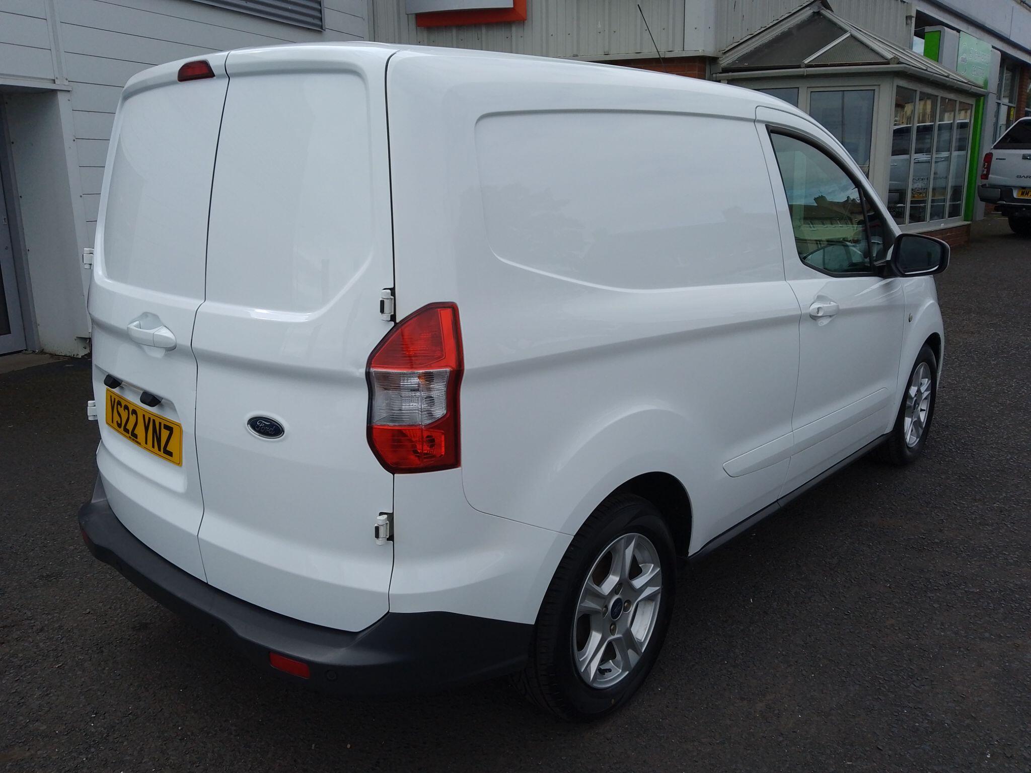 Ford Transit Courier