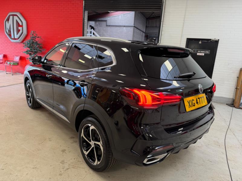 MG Motor UK HS