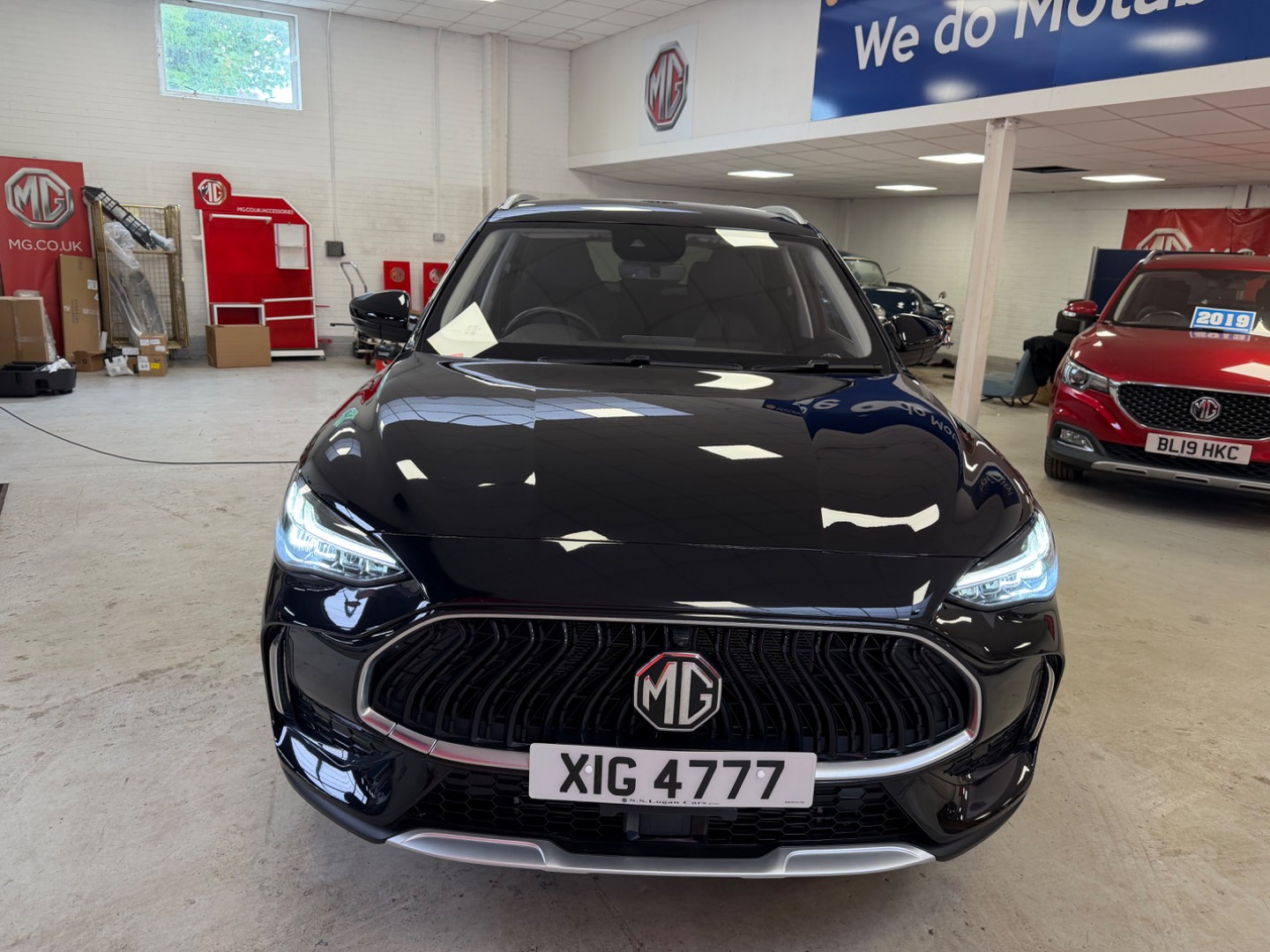 MG Motor UK HS