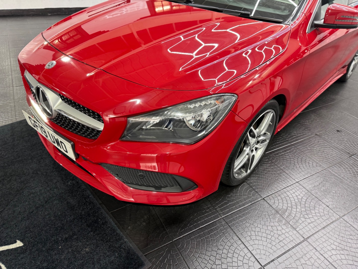 Mercedes-Benz CLA