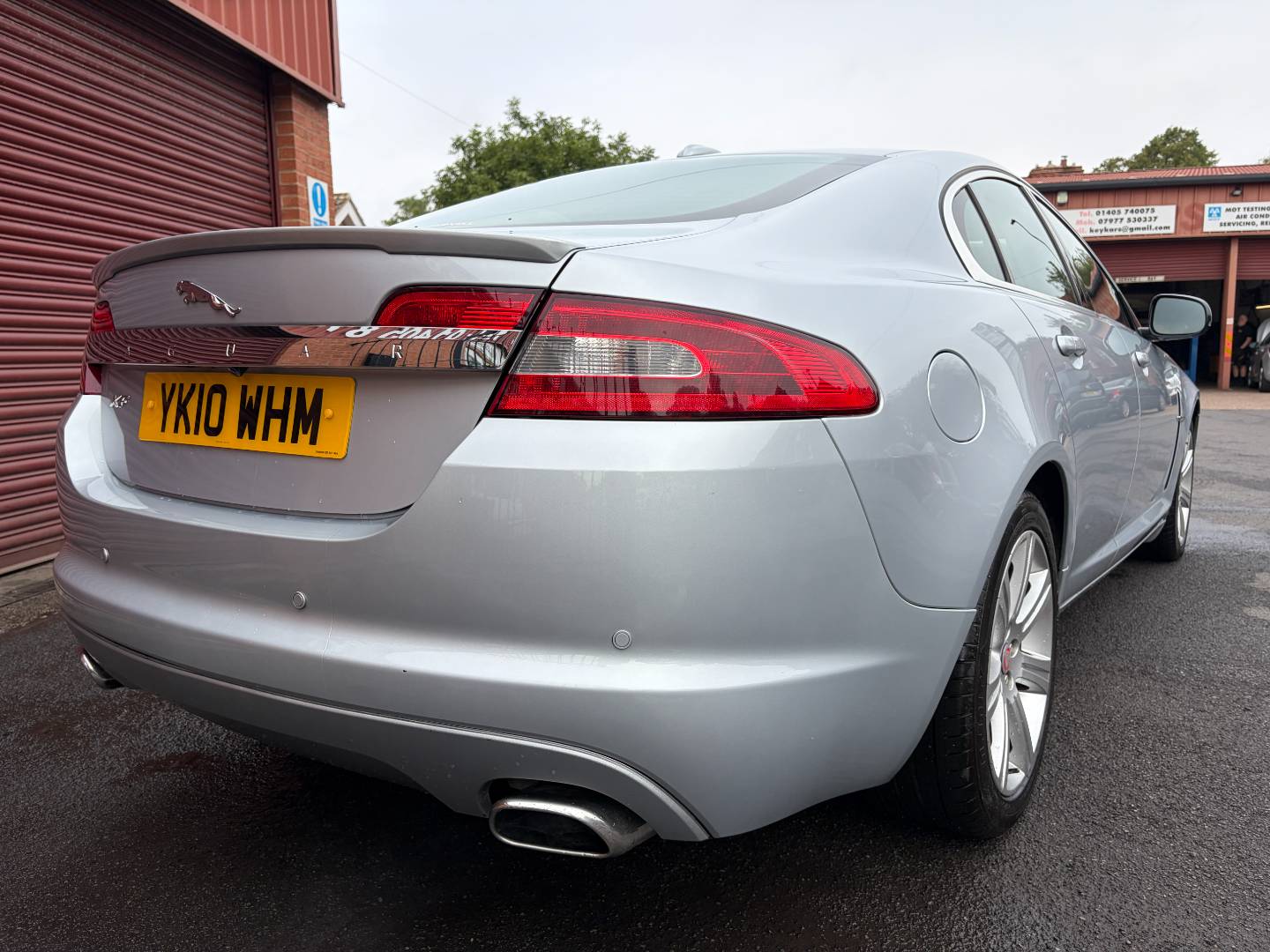 Jaguar XF