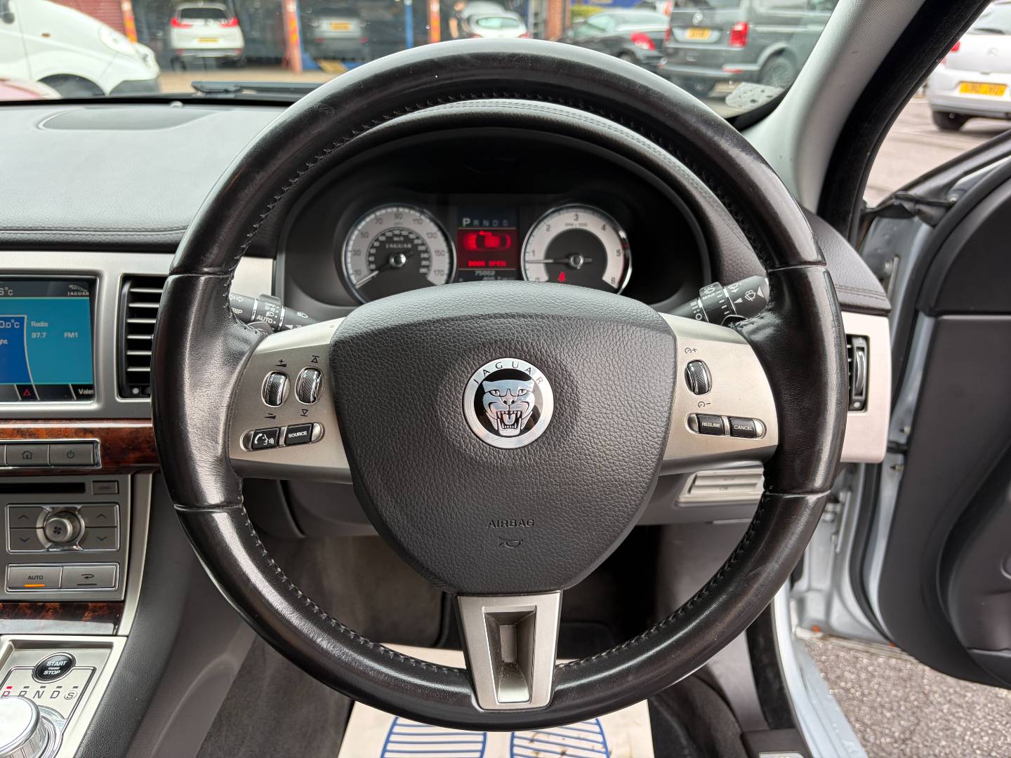 Jaguar XF
