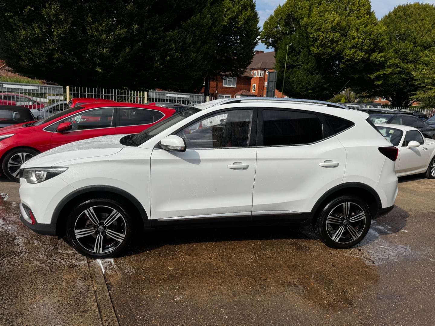 MG Motor UK ZS