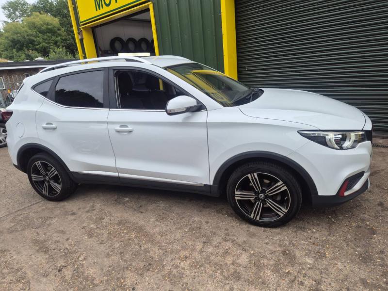 MG Motor UK ZS