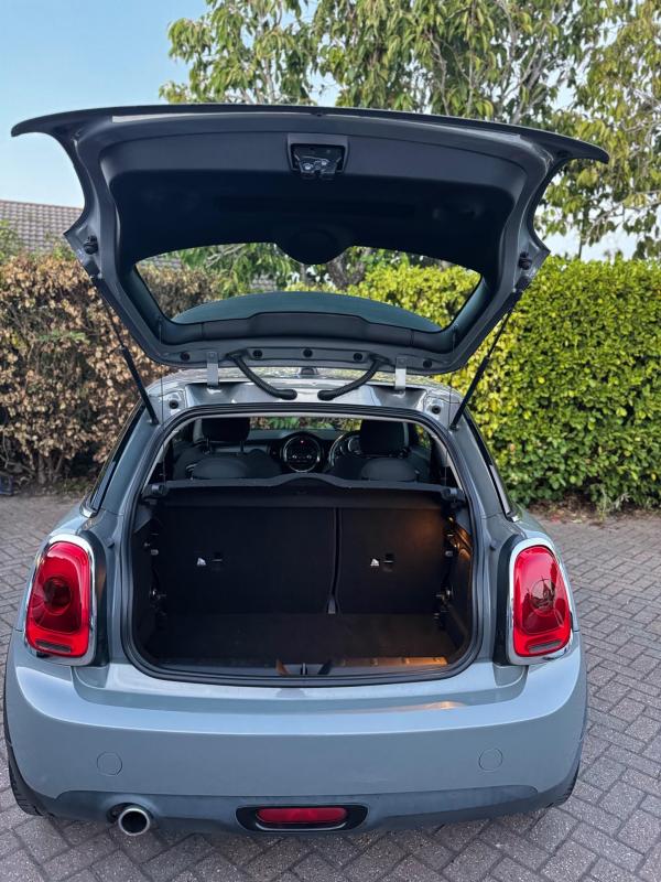 Mini Hatch