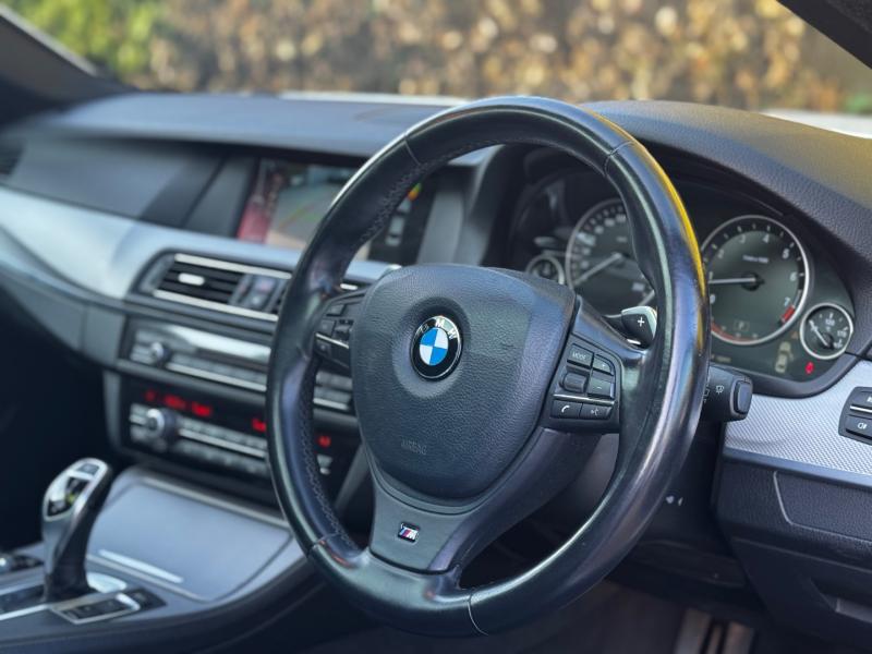 BMW 528