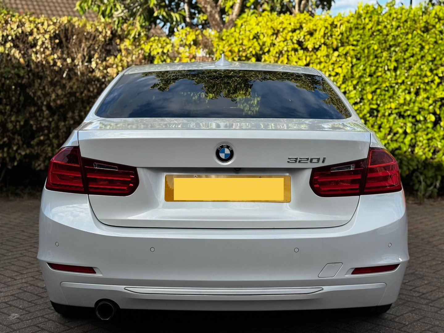 BMW 320