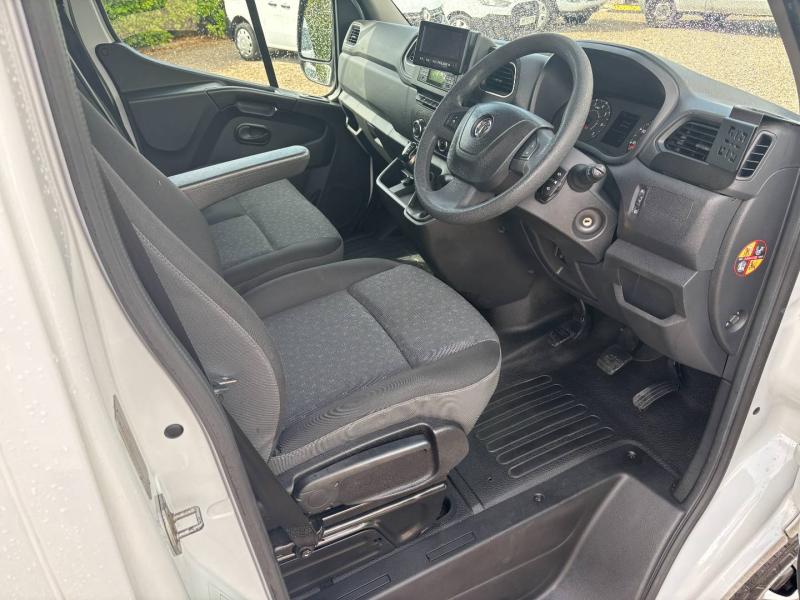Vauxhall Movano