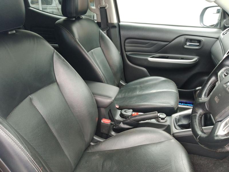 Mitsubishi L200