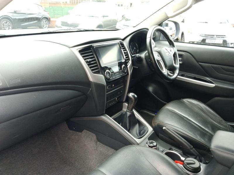 Mitsubishi L200