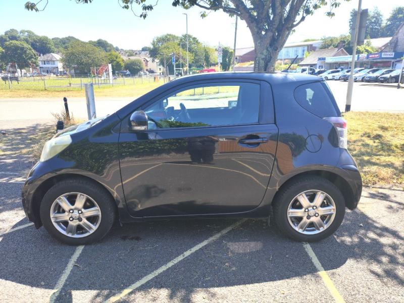 Toyota IQ