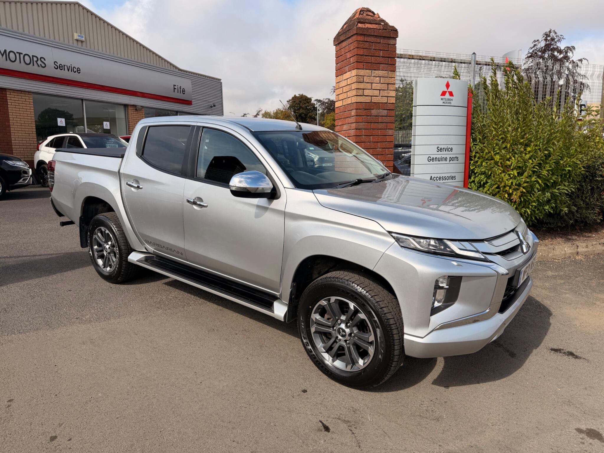 Mitsubishi L200