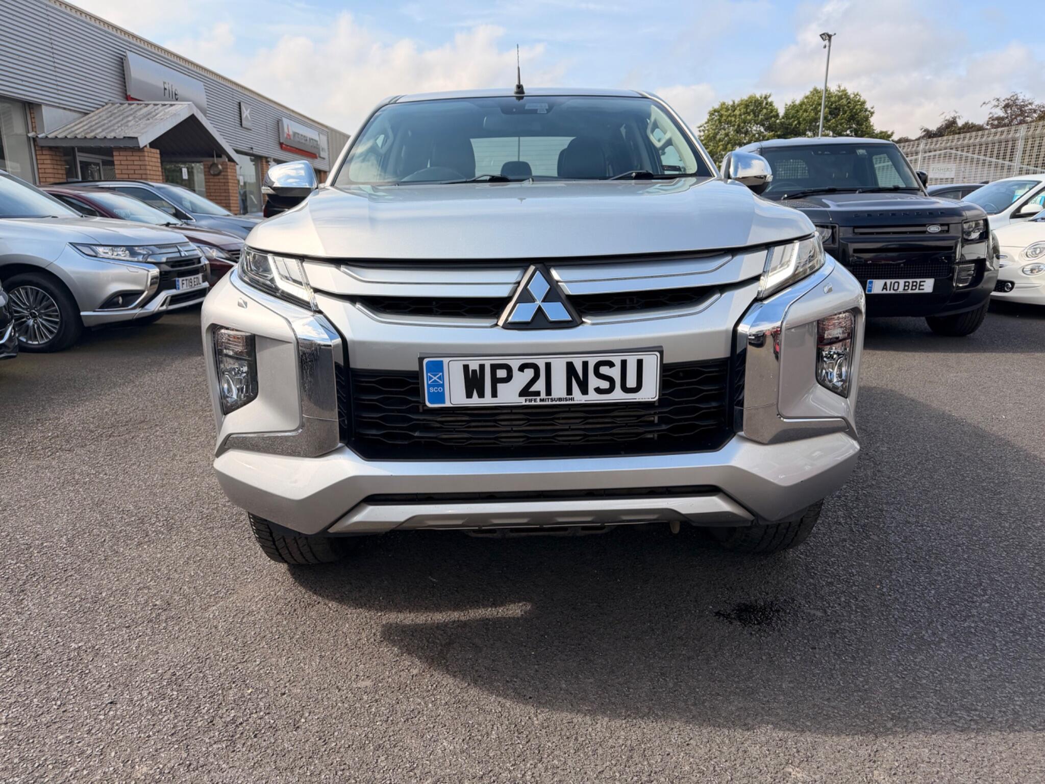 Mitsubishi L200