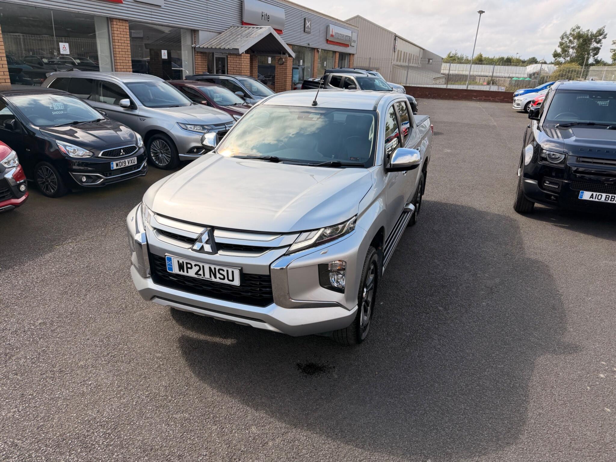 Mitsubishi L200
