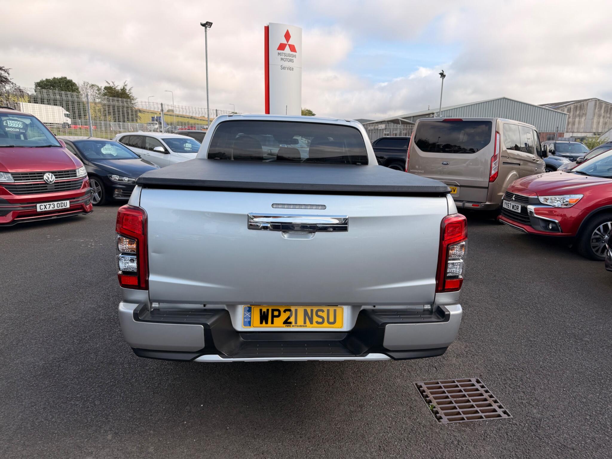 Mitsubishi L200