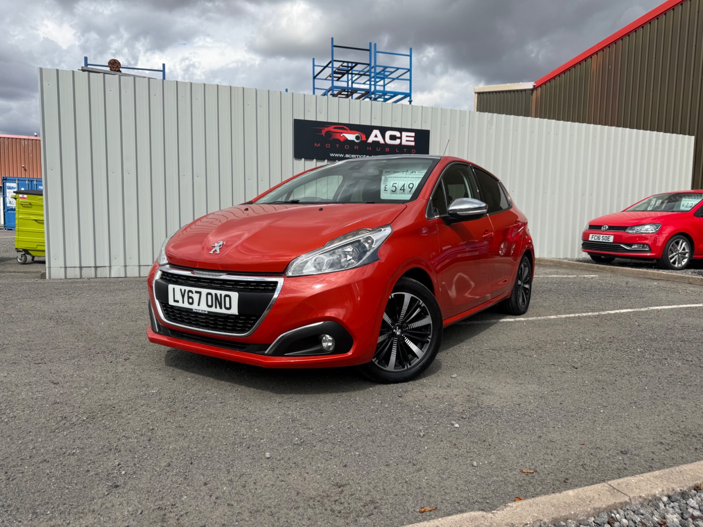 Peugeot 208