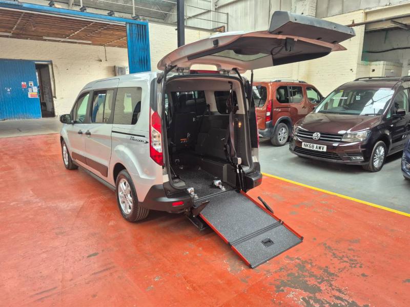 Ford Grand Tourneo Connect