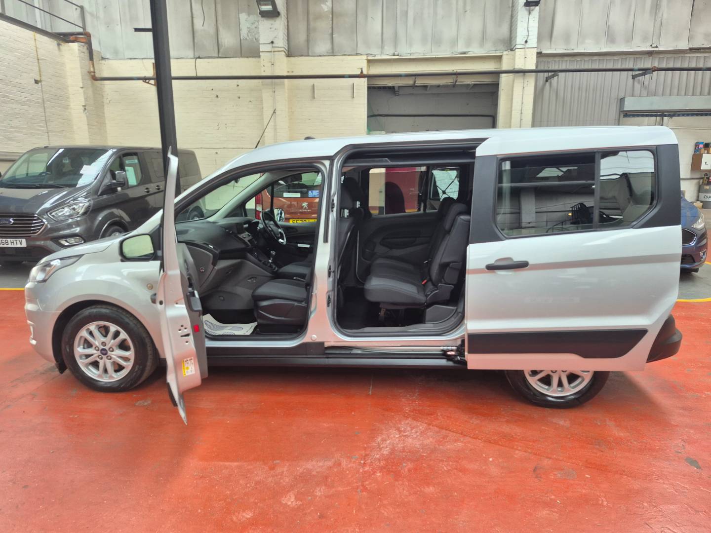 Ford Grand Tourneo Connect