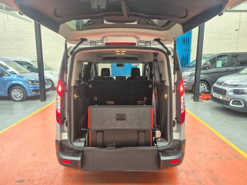 Ford Grand Tourneo Connect