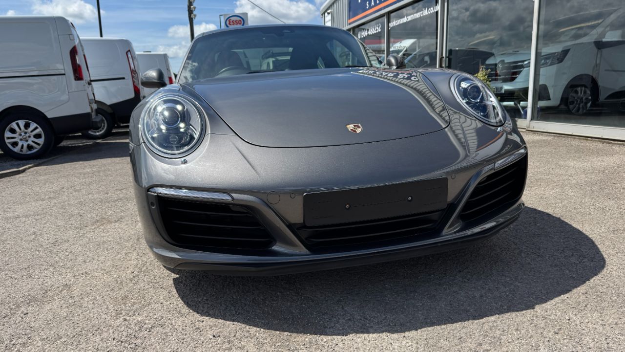 Porsche 911