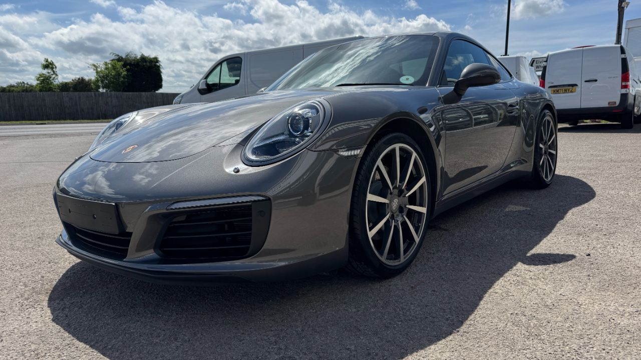 Porsche 911
