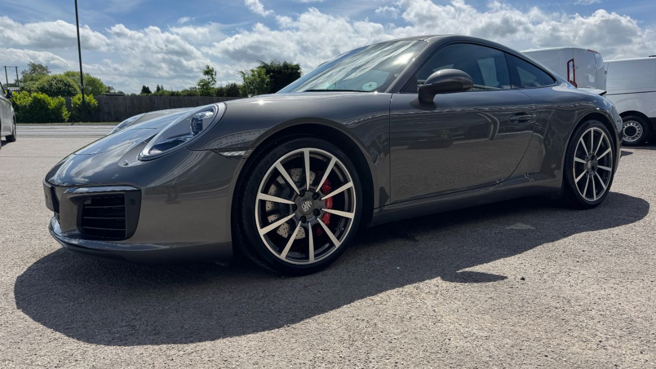 Porsche 911