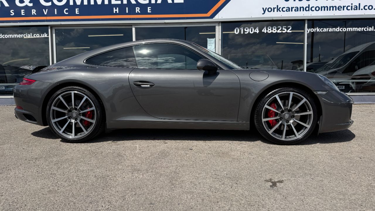 Porsche 911