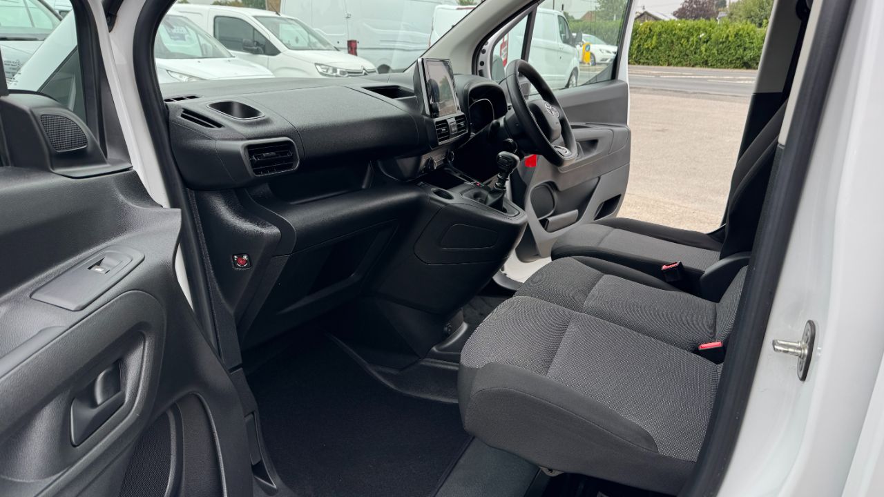 Toyota Proace City