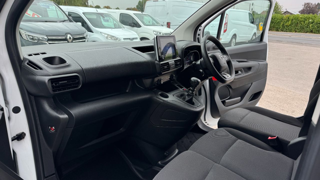Toyota Proace City