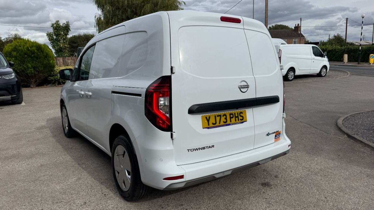 Nissan Townstar