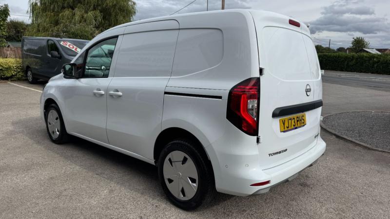 Nissan Townstar