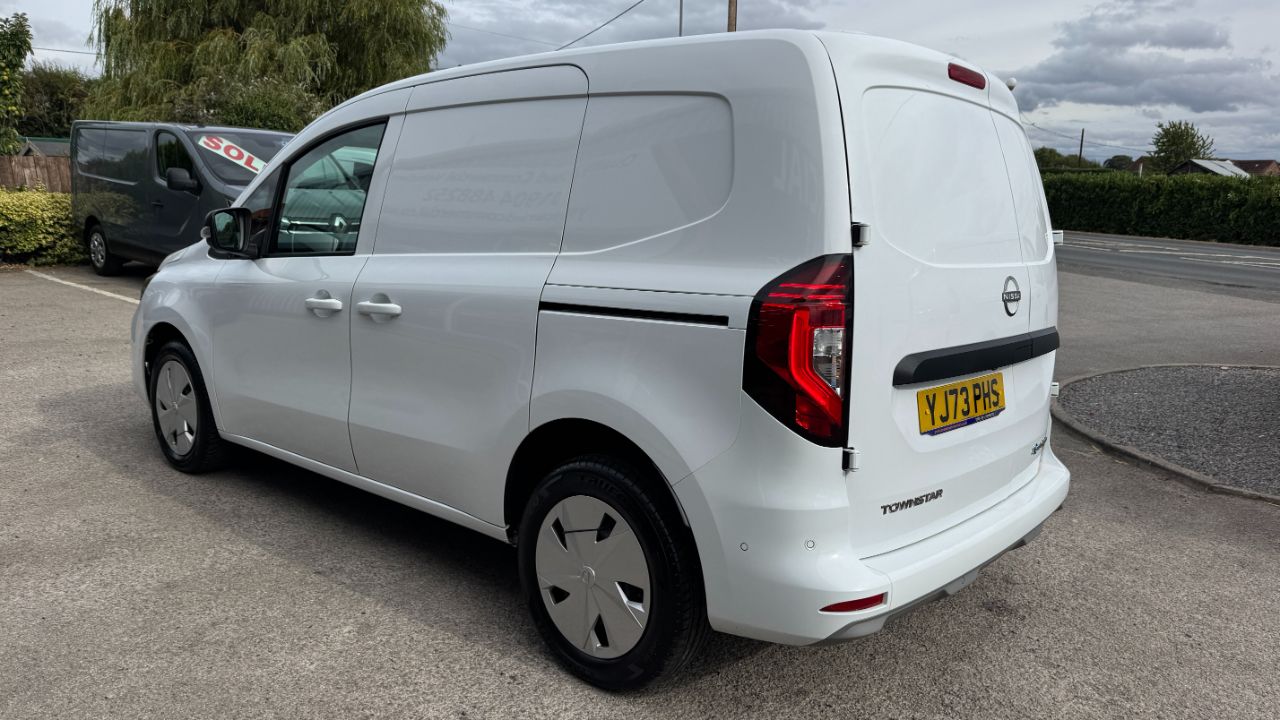 Nissan Townstar