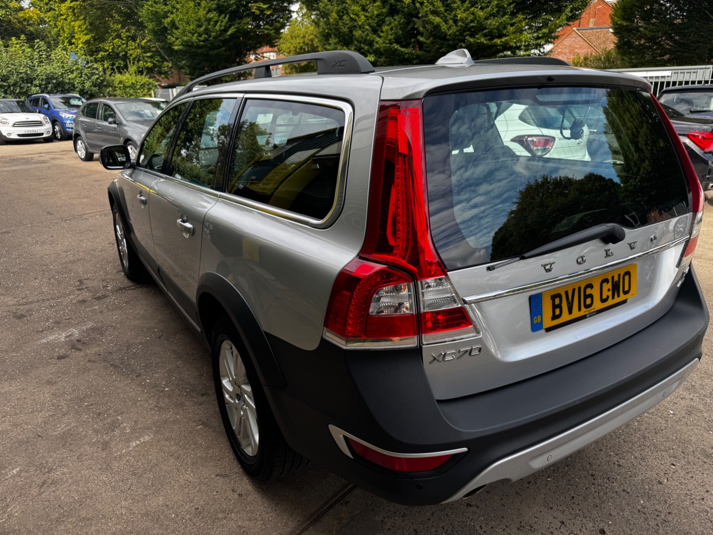 Volvo XC70
