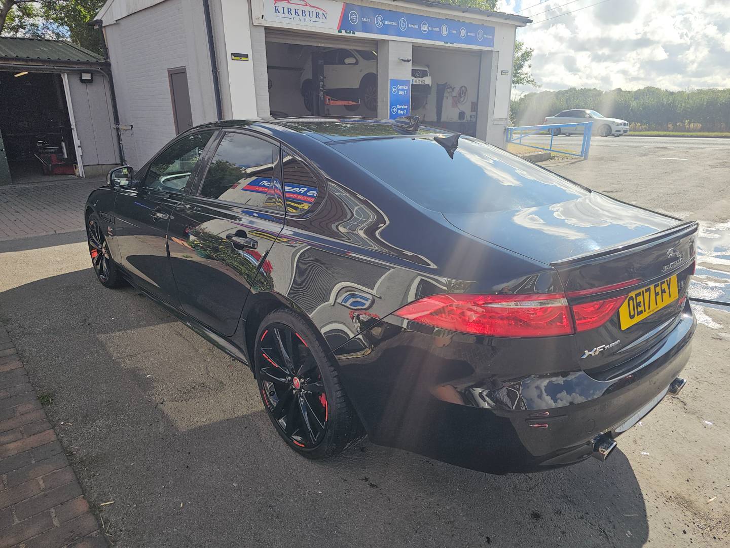 Jaguar XF