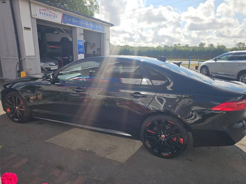 Jaguar XF