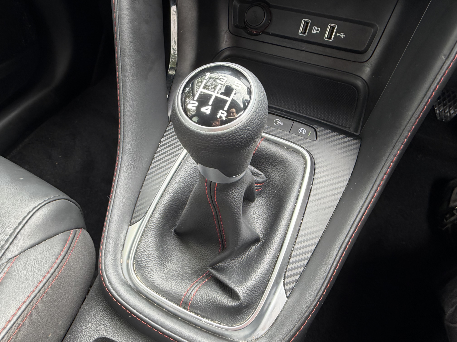 MG Motor UK ZS