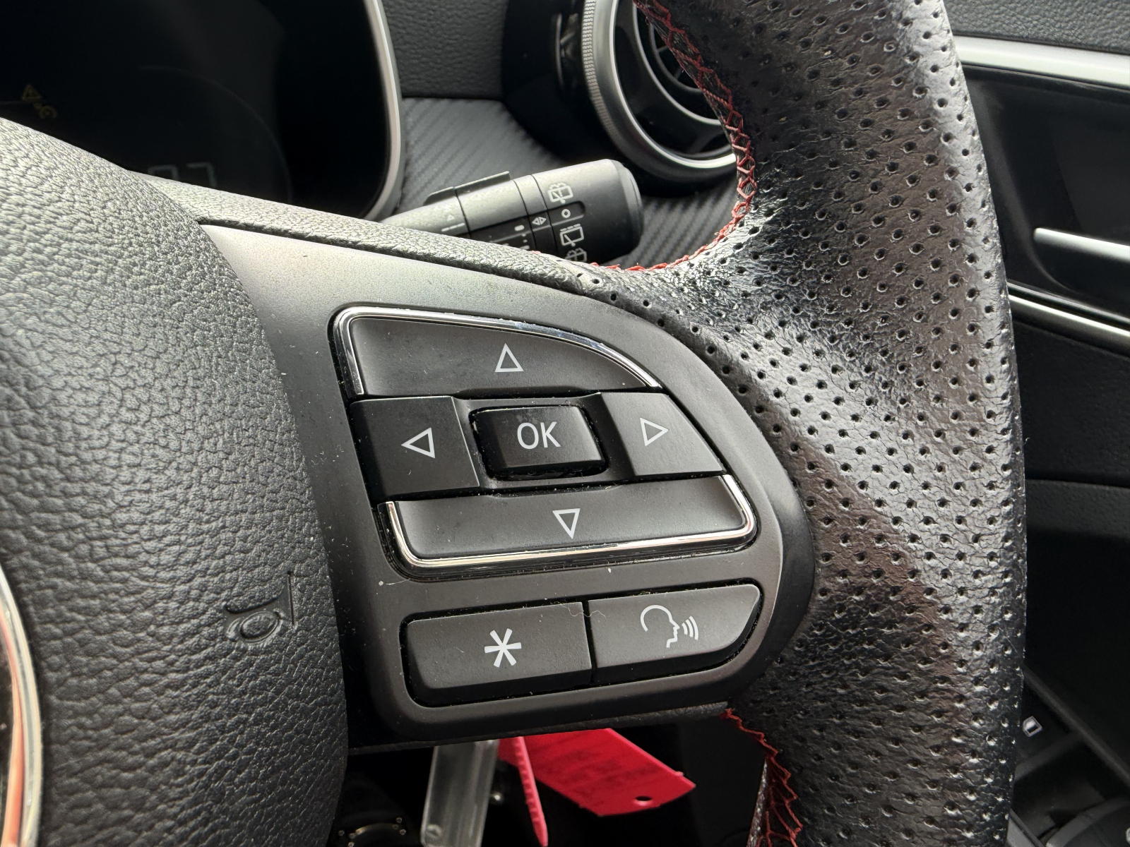 MG Motor UK ZS