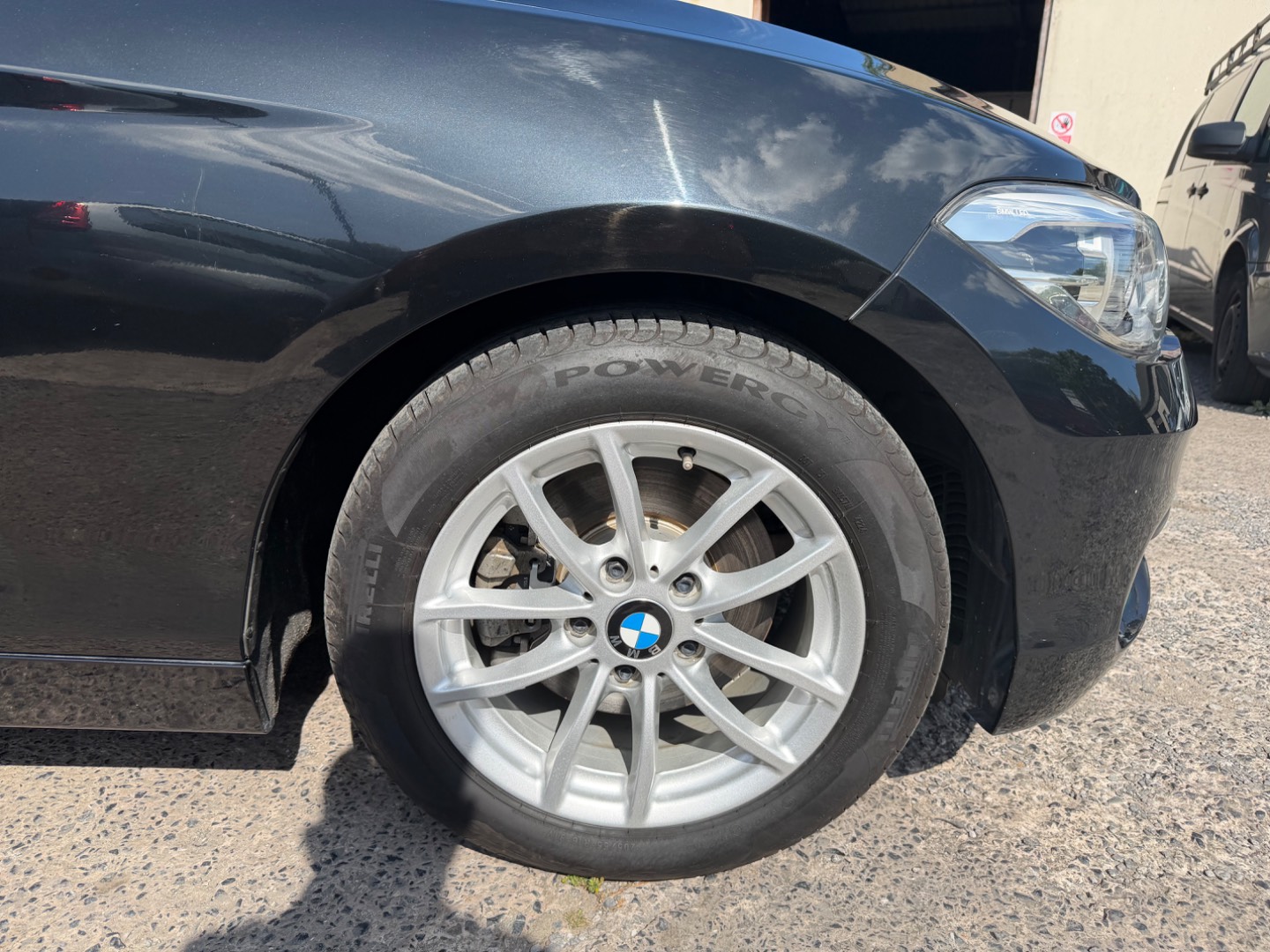 BMW 118I