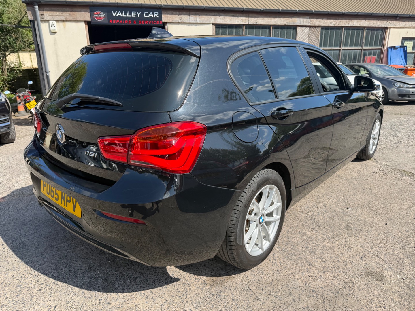 BMW 118I