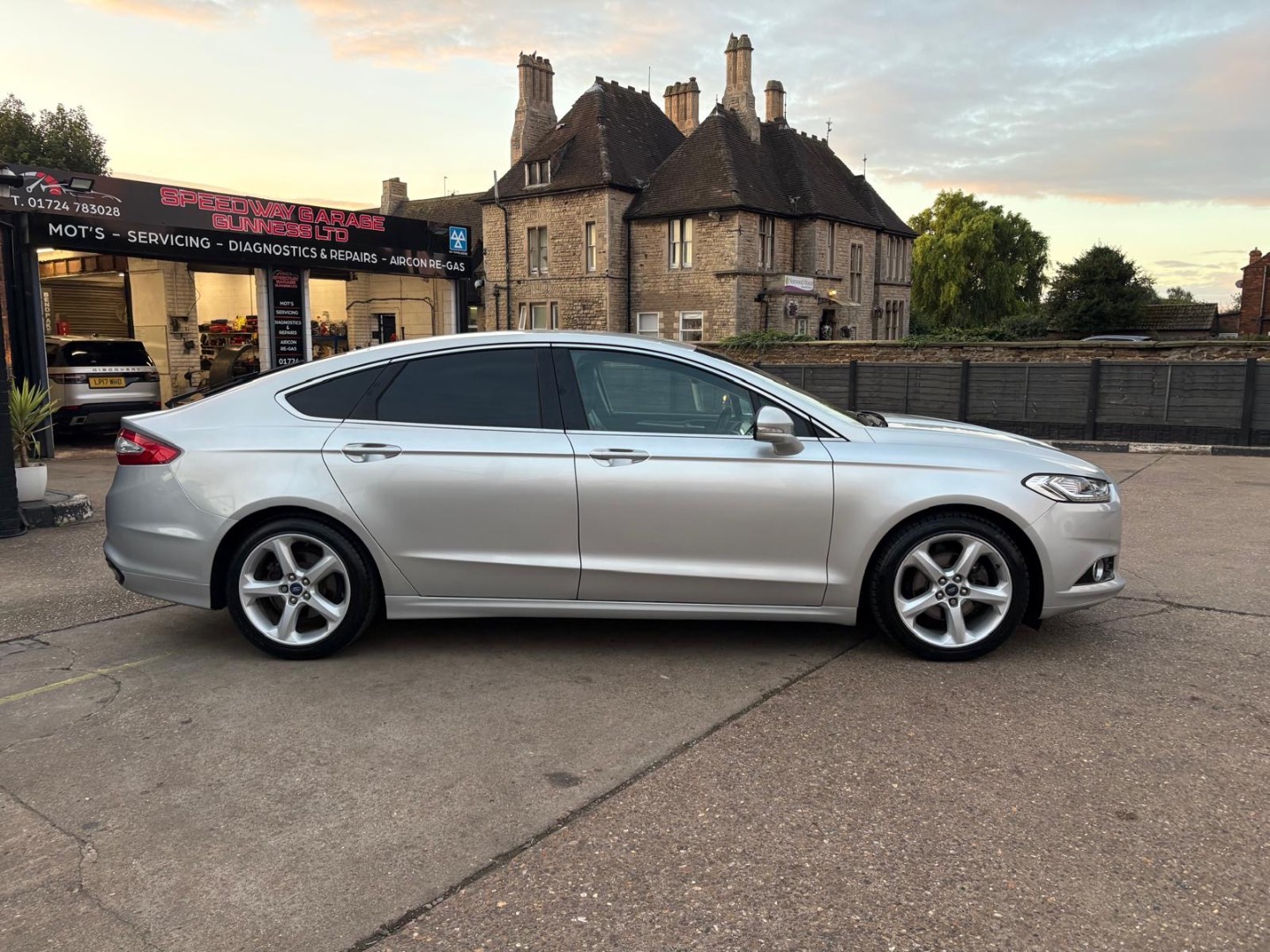 Ford Mondeo
