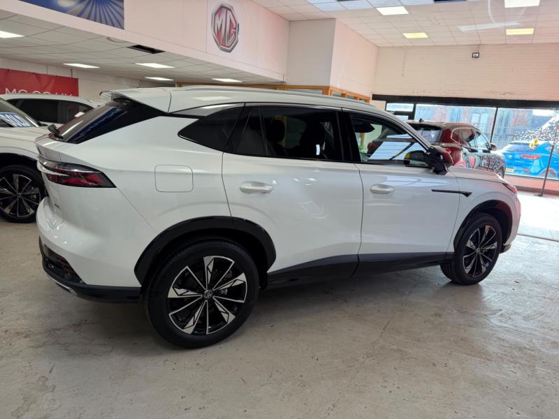 MG Motor UK HS
