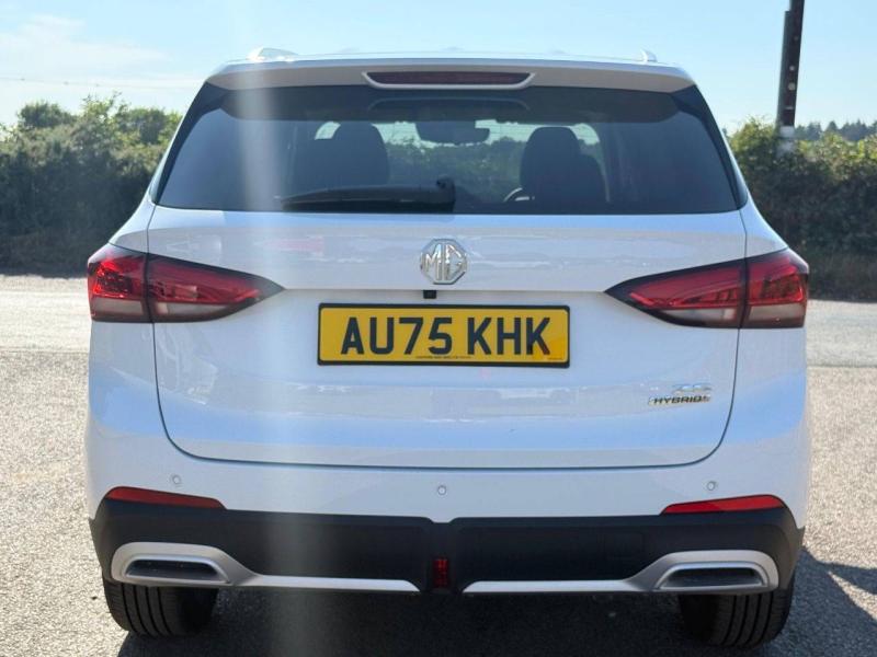 MG ZS