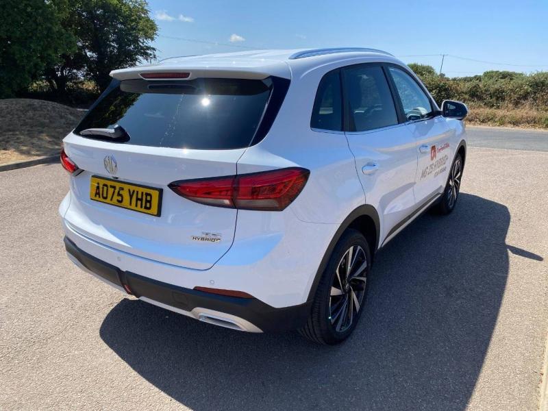MG ZS