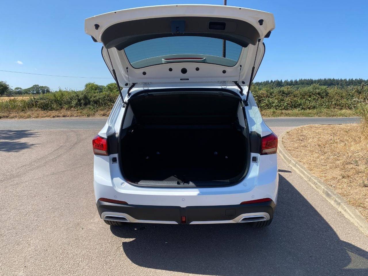MG ZS